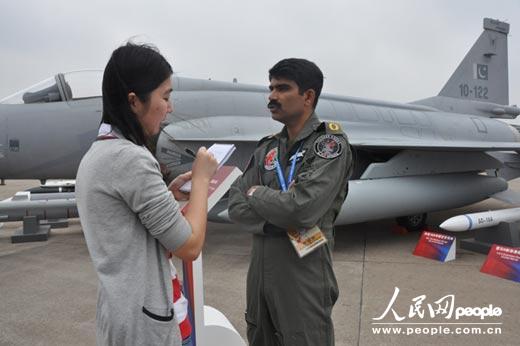 20121115ͻ˹̹܊֩롱ϯwІT AhsanУڵھŌЇչF(chng)W(wng)ӢӛިĲL(fng)   zӰW(wng)ӛ  D
