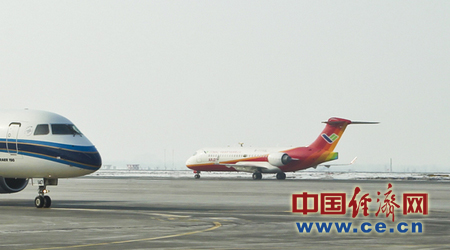 ARJ21-700飛機在烏魯木齊進(jìn)行自然結冰試驗試飛